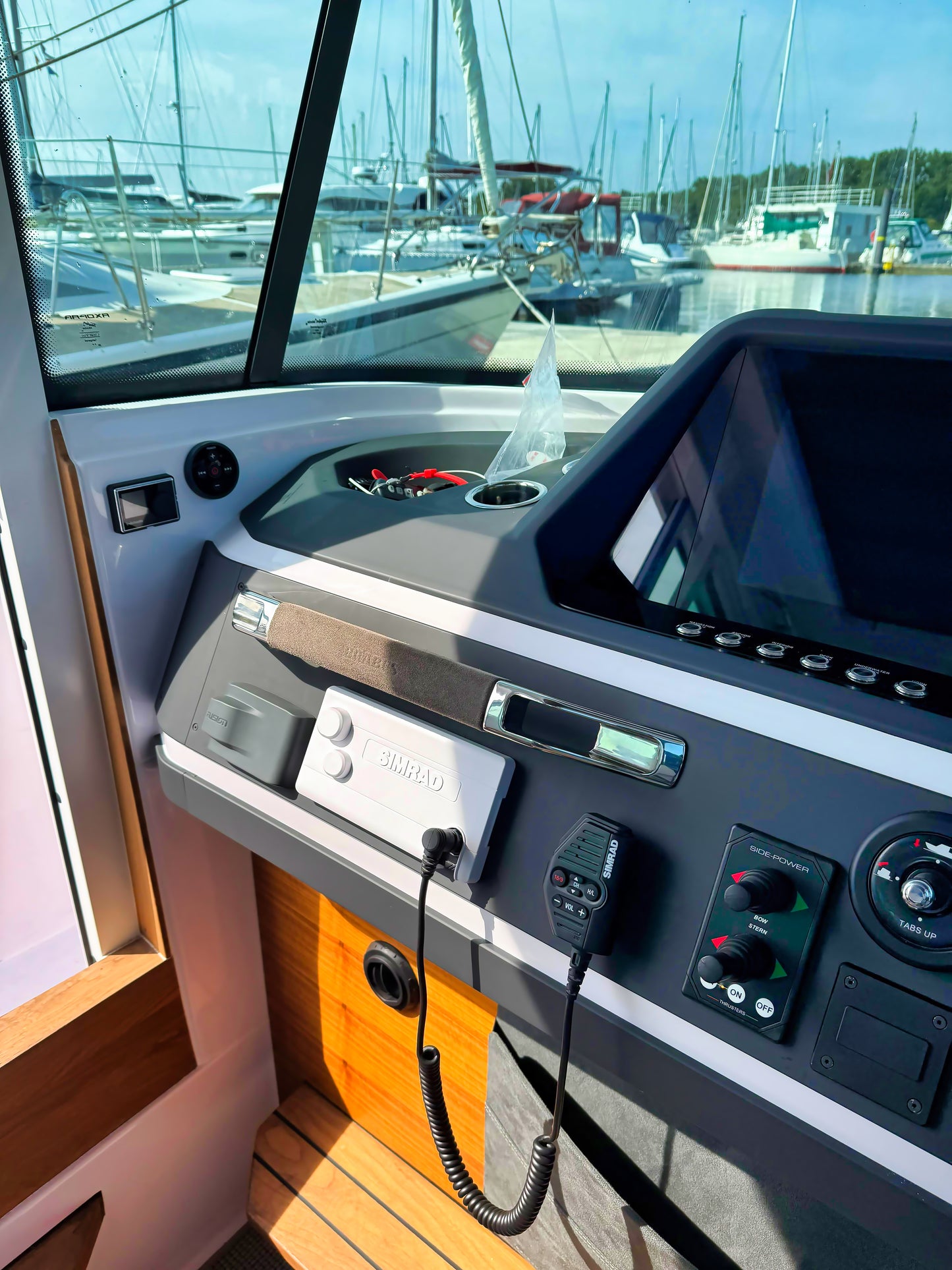 Axopar 28 Cabin CC Motoryacht Yacht Boot Schiff