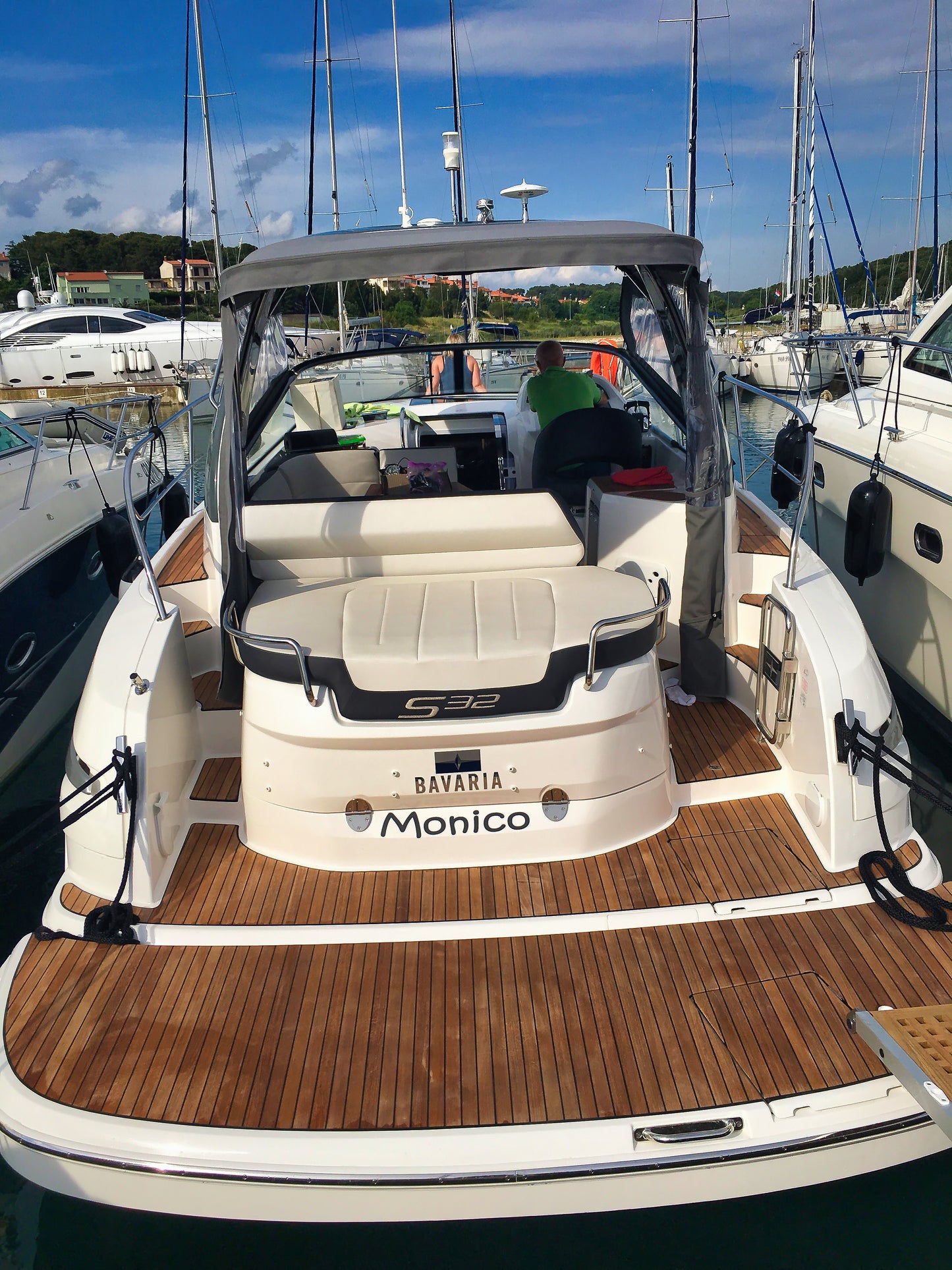 Bavaria 32 Sport Open Yacht Motoryacht Boot Sportboot