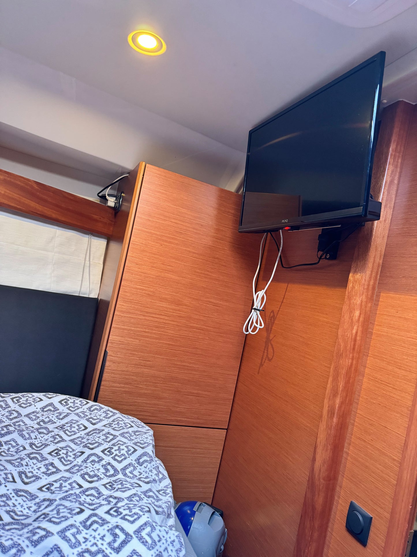 Bavaria 36 HT Hardtop Motoryacht Yacht Boot Schiff