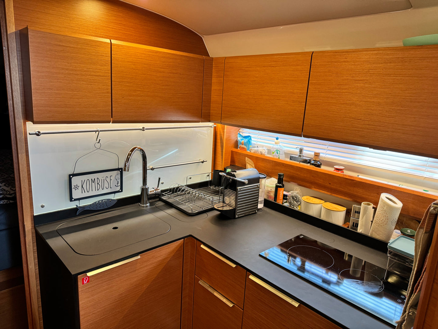 Bavaria 36 HT Hardtop Motoryacht Yacht Boot Schiff