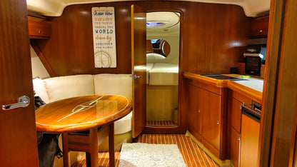 Bavaria 37 HT Hardtop Motoryacht Yacht Boot Schiff