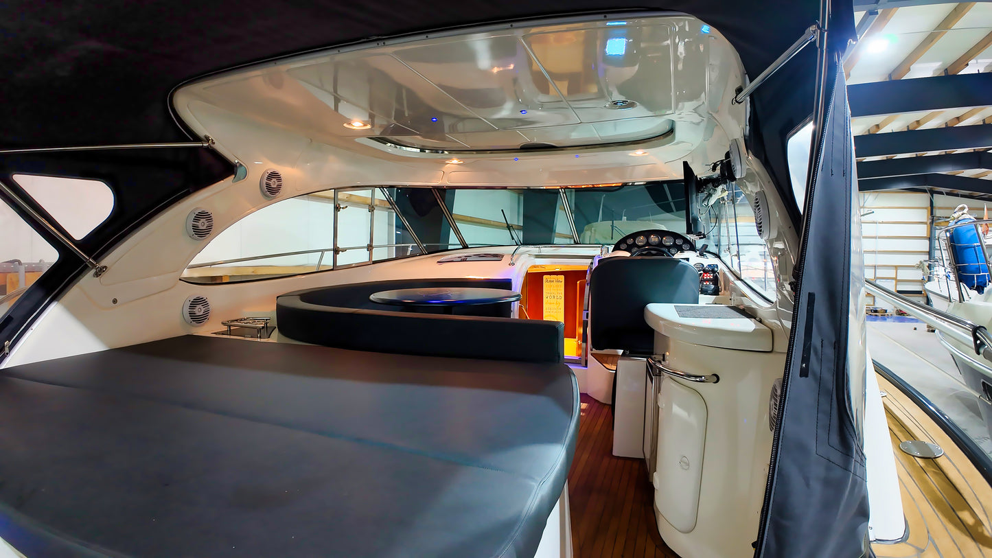 Bavaria 37 HT Hardtop Motoryacht Yacht Boot Schiff