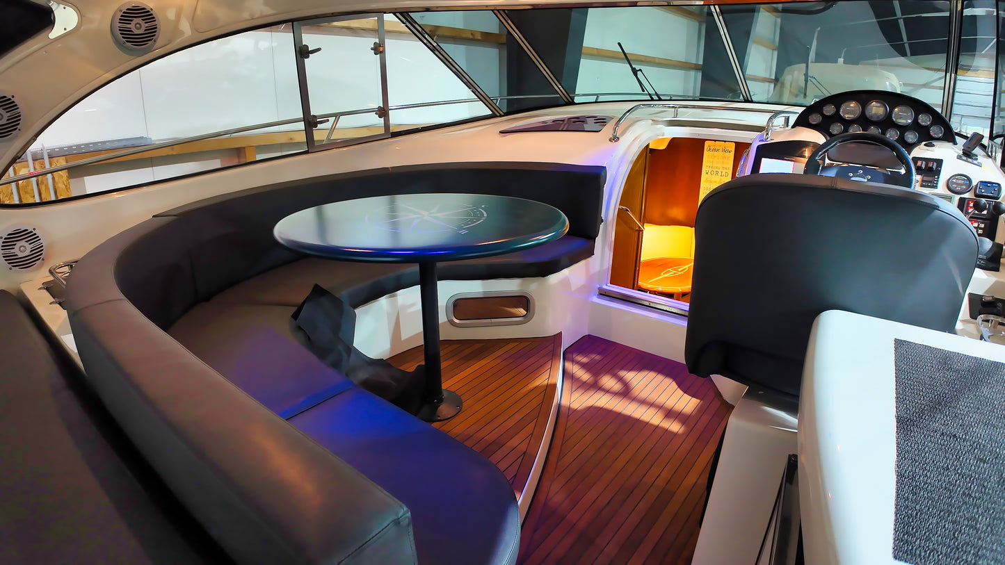 Bavaria 37 HT Hardtop Motoryacht Yacht Boot Schiff