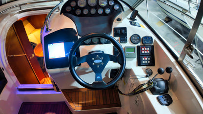 Bavaria 37 HT Hardtop Motoryacht Yacht Boot Schiff