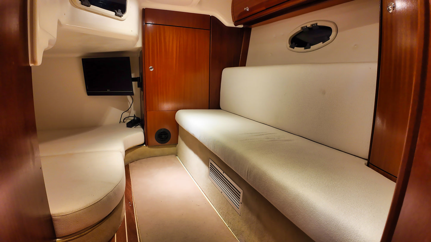 Bavaria 37 HT Hardtop Motoryacht Yacht Boot Schiff