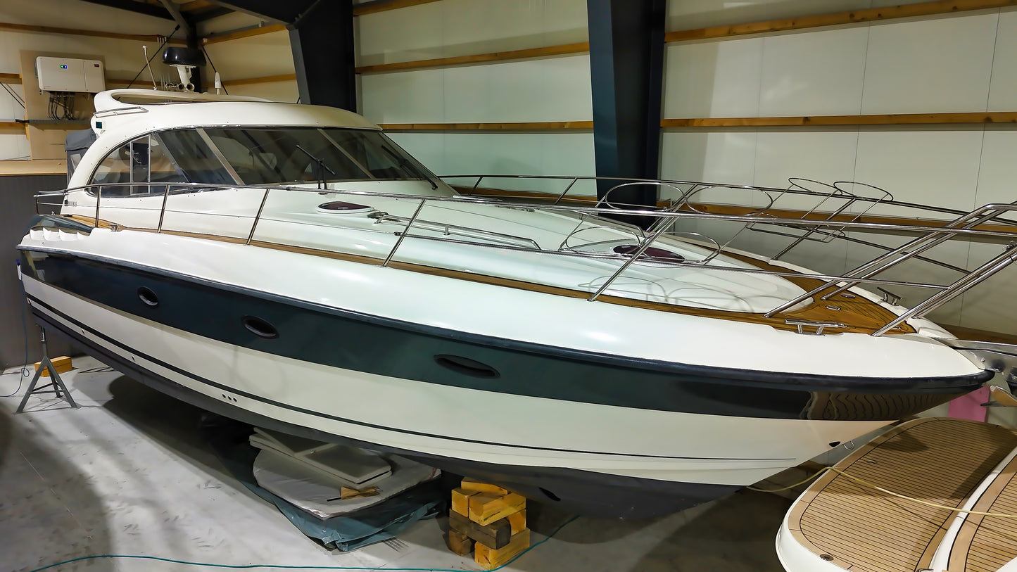 Bavaria 37 HT Hardtop Motoryacht Yacht Boot Schiff