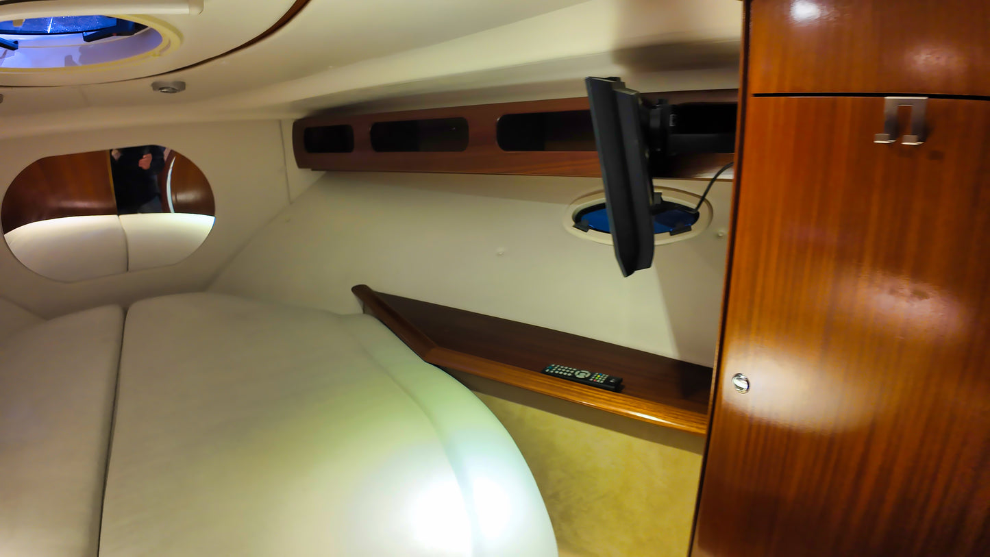 Bavaria 37 HT Hardtop Motoryacht Yacht Boot Schiff