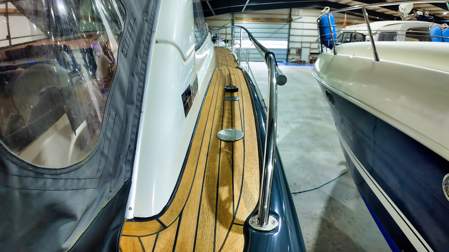 Bavaria 37 HT Hardtop Motoryacht Yacht Boot Schiff