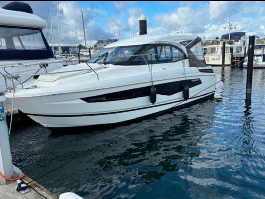 Jeanneau Leader 33 Motorboot Yacht Motoryacht Boot