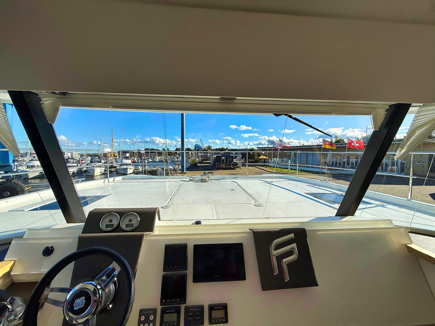 Fountaine Pajot MY 37 Yacht Motoryacht Boot Schiff Katamaran