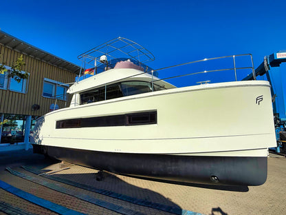 Fountaine Pajot MY 37 Yacht Motoryacht Boot Schiff Katamaran