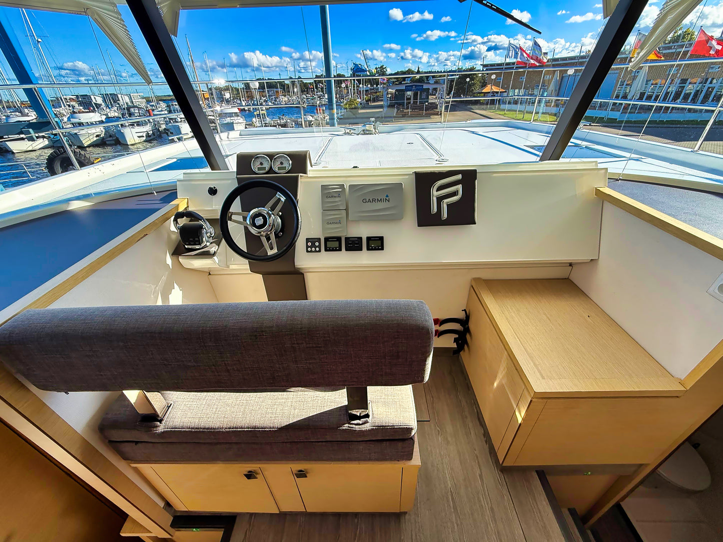 Fountaine Pajot MY 37 Yacht Motoryacht Boot Schiff Katamaran