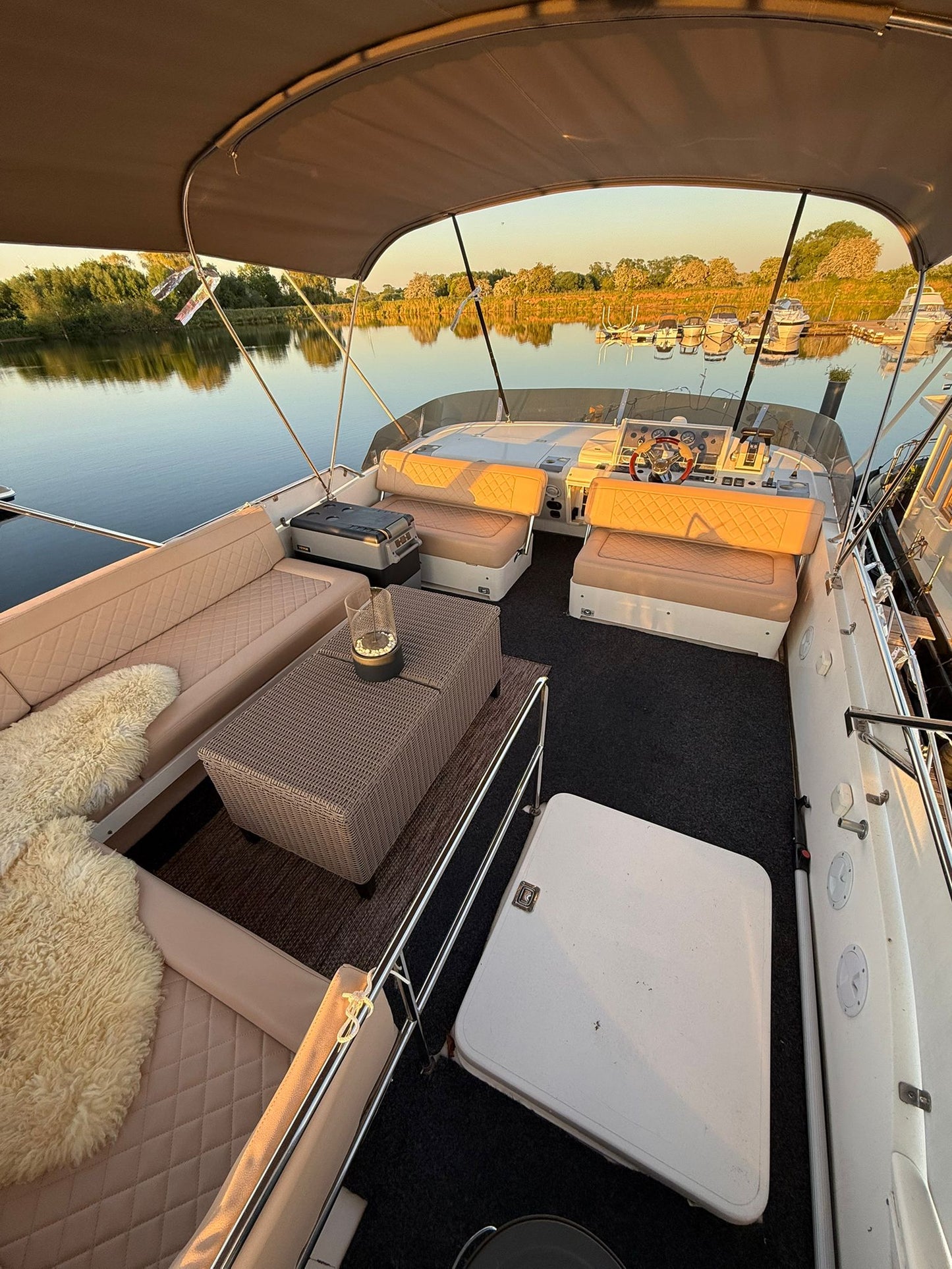 Princess 48 Flybridge Motoryacht Yacht Boot Schiff
