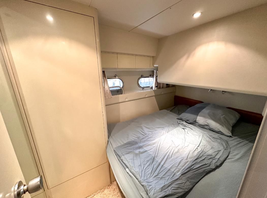 Princess 48 Flybridge Motoryacht Yacht Boot Schiff
