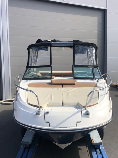 Sea Ray 230 Sundancer Boot mit 250PS MPI Baujahr 2017