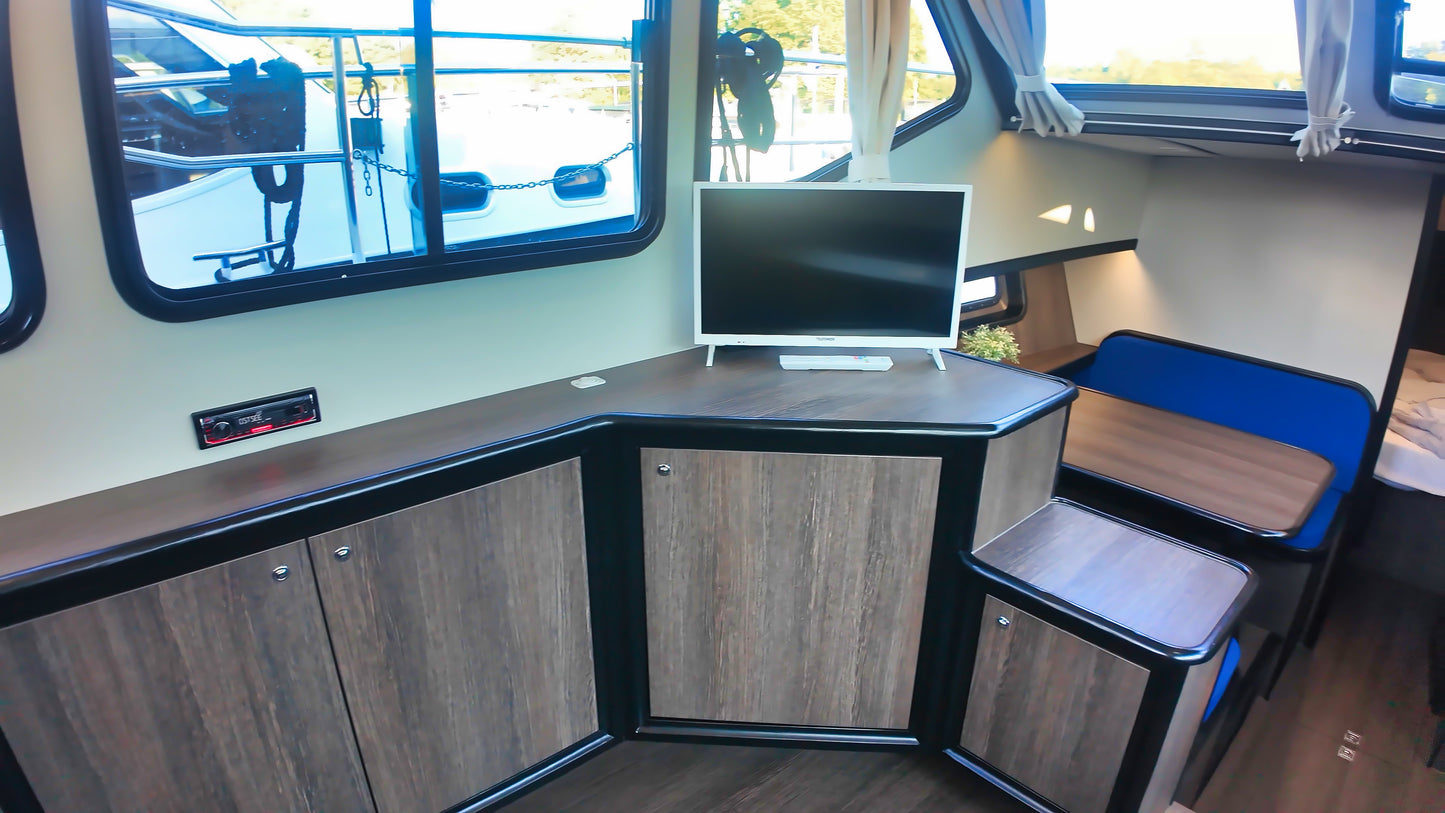 Vacance 1200 Stahlyacht Yacht Boot Motoryacht Schiff