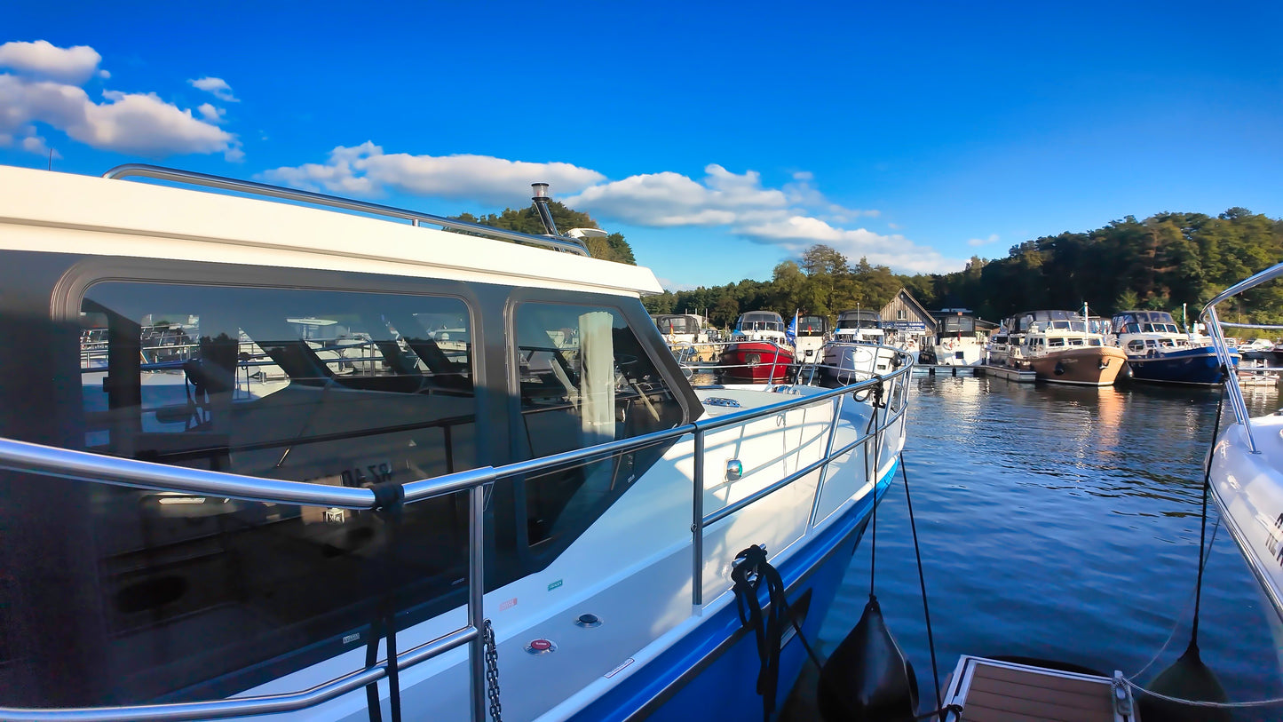 Vacance 1200 Stahlyacht Yacht Boot Motoryacht Schiff