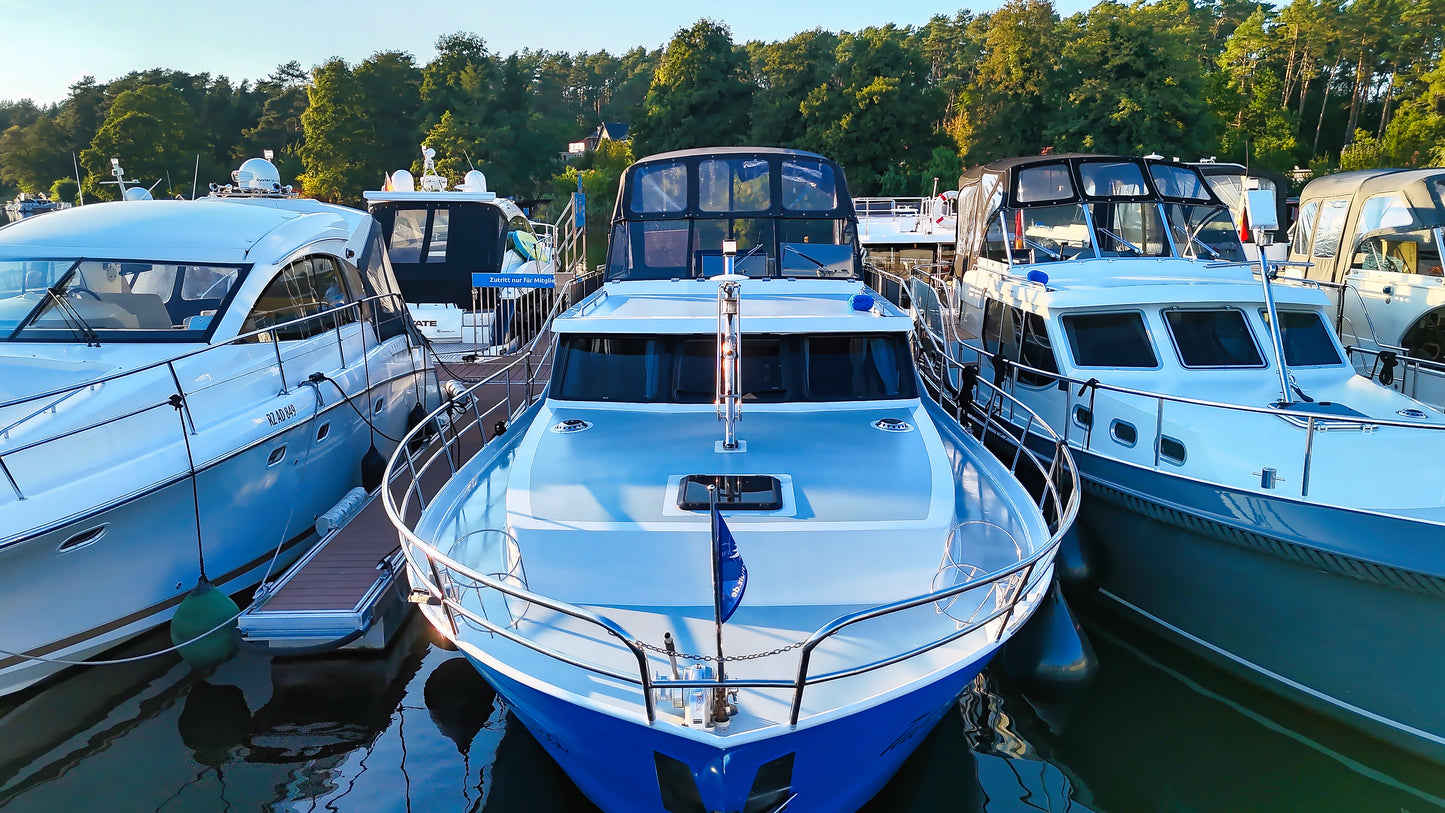 Vacance 1200 Stahlyacht Yacht Boot Motoryacht Schiff